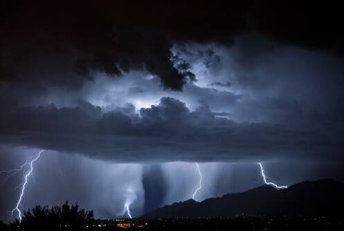 Roof Leak Emergency Kit: What to Keep on Hand While Waiting for Professionals to Arrive